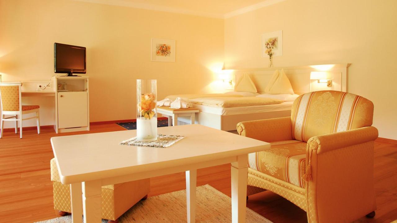 Hotel Olympia ブルーニコ エクステリア 写真